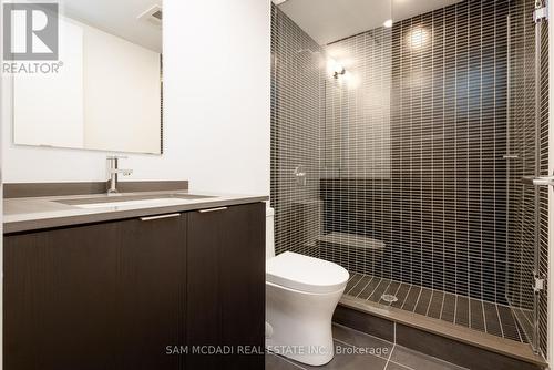 904 - 1 Jarvis Street, Hamilton, ON - Indoor Photo Showing Bathroom