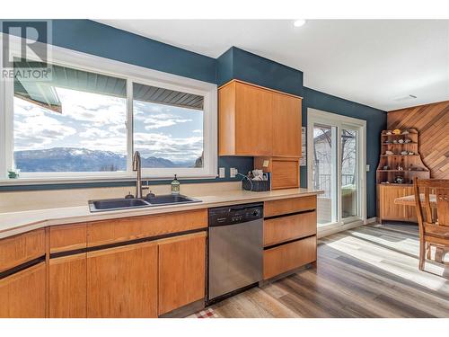 2247 Westville Place, West Kelowna, BC - Indoor Photo Showing Kitchen With Double Sink