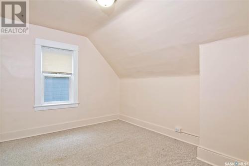 2058 Robinson Street, Regina, SK - Indoor Photo Showing Other Room