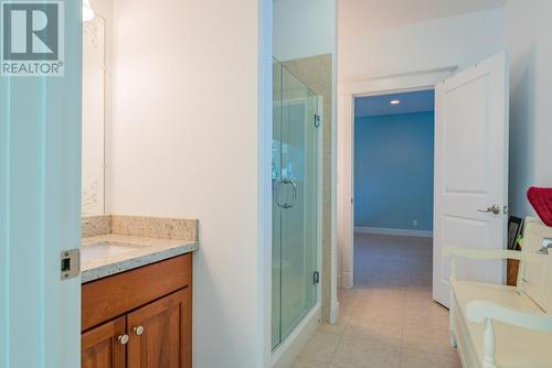 7126  3A Highway Unit# 48, Nelson, BC - Indoor Photo Showing Bathroom