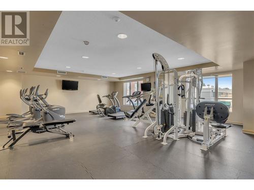 1160 Bernard Avenue Unit# 102, Kelowna, BC - Indoor Photo Showing Gym Room