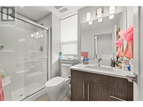 3638 Mission Springs Drive Unit# 505, Kelowna, BC - Indoor Photo Showing Bathroom