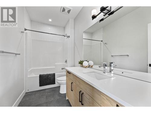 4291 Russo Street, Kelowna, BC - Indoor Photo Showing Bathroom