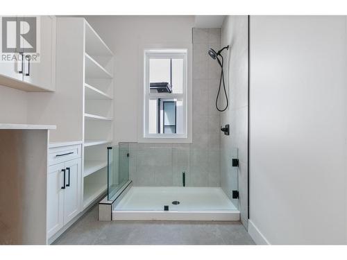 2895 Partridge Drive, Penticton, BC - Indoor Photo Showing Bathroom