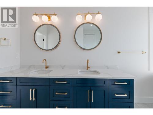 2895 Partridge Drive, Penticton, BC - Indoor Photo Showing Bathroom
