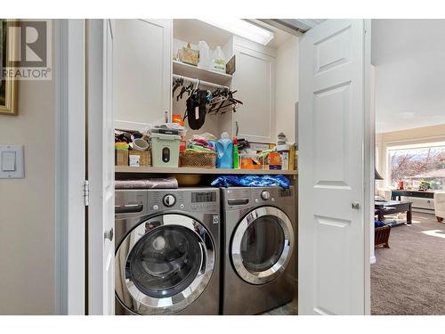 3283 Casorso Road Unit# 204, Kelowna, BC - Indoor Photo Showing Laundry Room