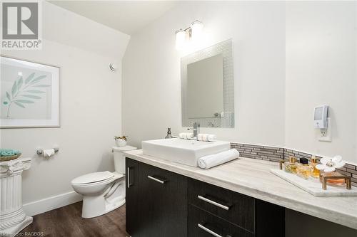 second floor bathroom - 207 Forler Street, Neustadt, ON - Indoor Photo Showing Bathroom