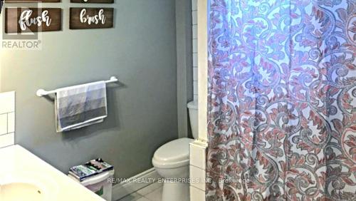 353 Front Street W, Kawartha Lakes, ON - Indoor Photo Showing Bathroom