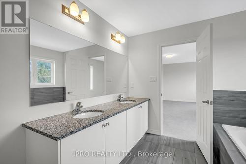 469 Hornbeck Street, Cobourg, ON - Indoor Photo Showing Bathroom