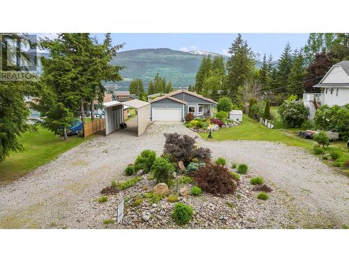 4357 Eagle Bay Road, Eagle Bay, BC - Outdoor