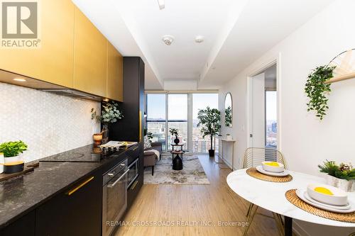 #4115 -85 Wood St, Toronto, ON - Indoor Photo Showing Other Room