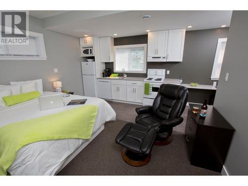 931 W 1St Avenue, Prince Rupert, BC - Indoor Photo Showing Bedroom