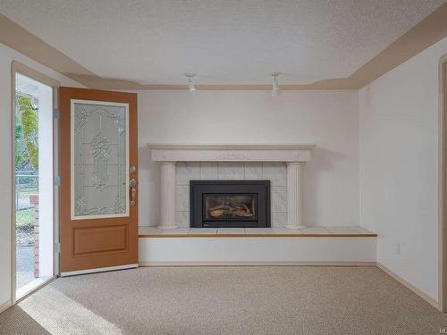 4391 Best Rd, Port Alberni, BC - Indoor With Fireplace