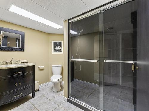Salle de bains - 170 Av. Des Sablonnières, Québec (Beauport), QC - Indoor Photo Showing Bathroom