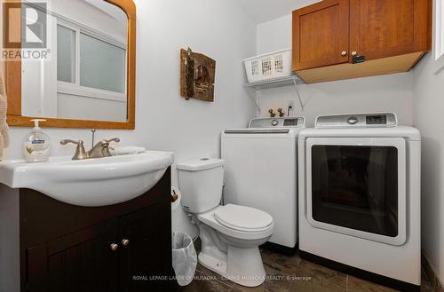 1174 Ashforth Drive, Muskoka Lakes, ON - Indoor Photo Showing Laundry Room
