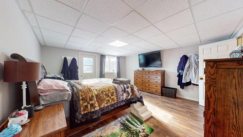 1900 Caldwell Road, Cranbrook, BC - Indoor Photo Showing Bedroom