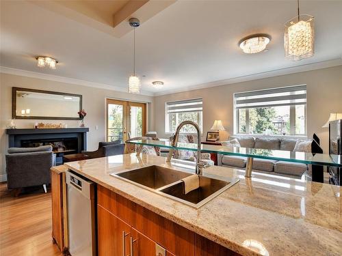 302-2732 Matson Rd, Langford, BC - Indoor Photo Showing Kitchen With Double Sink