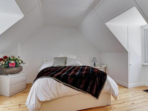 Master bedroom - 2090 Ch. Du Mont-Sauvage, Sainte-Adèle, QC - Indoor Photo Showing Bedroom