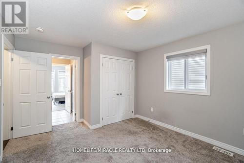 28 Everton Drive, Guelph, ON - Indoor Photo Showing Other Room