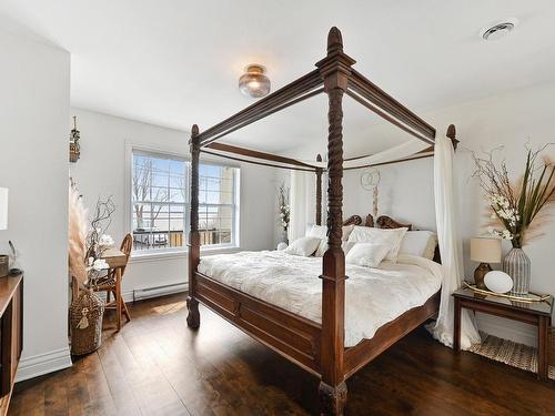 Master bedroom - 2460 Crois. De Mons, Clarenceville, QC - Indoor Photo Showing Bedroom