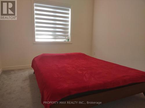 1259 Plymouth Drive, Oshawa, ON - Indoor Photo Showing Bedroom