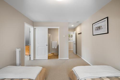 16117 Highway 3A, Crawford Bay, BC - Indoor Photo Showing Bedroom
