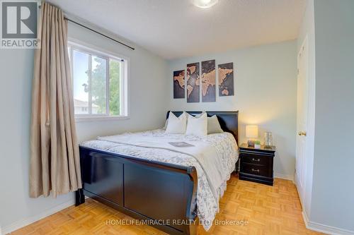 113 Meadowview Blvd, Clarington, ON - Indoor Photo Showing Bedroom