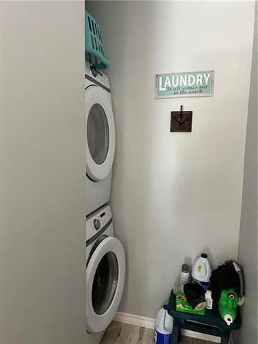 157 Riverside Street, Ninette, MB - Indoor Photo Showing Laundry Room
