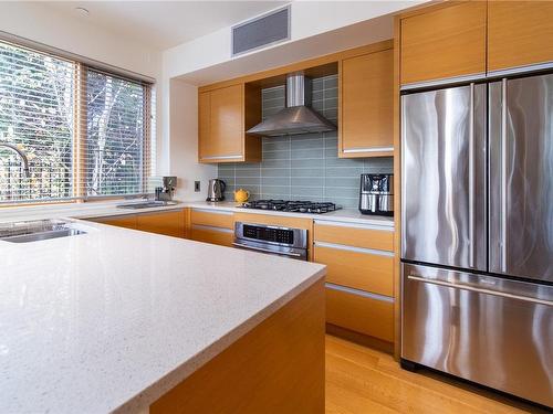 102-851 Verdier Ave, Central Saanich, BC - Indoor Photo Showing Kitchen With Stainless Steel Kitchen With Double Sink