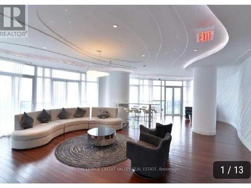 207-60 Absolute Ave, Mississauga, ON - Indoor Photo Showing Living Room