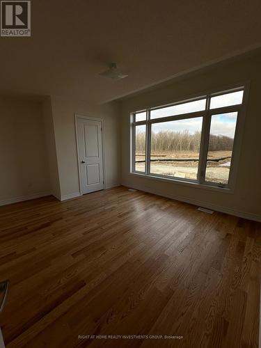 8 Zaba Road, Barrie, ON - Indoor Photo Showing Other Room