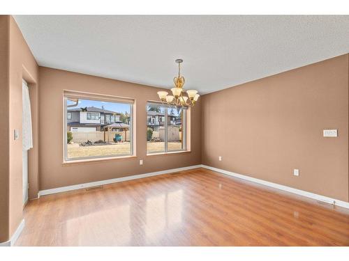1950 13 Street, Salmon Arm, BC - Indoor Photo Showing Other Room