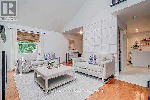 23 Sherwood Crescent, Belleville, ON - Indoor Photo Showing Living Room