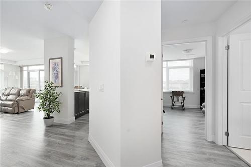 1 Redfern Avenue|Unit #221, Hamilton, ON - Indoor Photo Showing Other Room