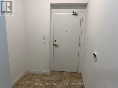 #1009 -14 York St, Toronto, ON - Indoor Photo Showing Other Room