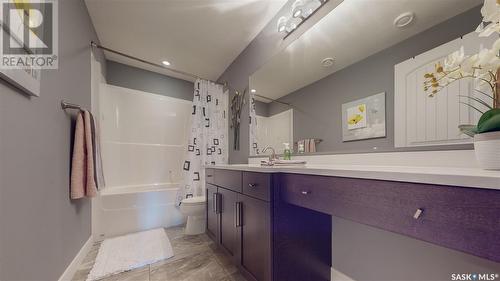 6009 Koep Avenue, Regina, SK - Indoor Photo Showing Bathroom