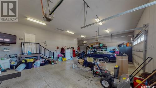 6009 Koep Avenue, Regina, SK - Indoor Photo Showing Garage