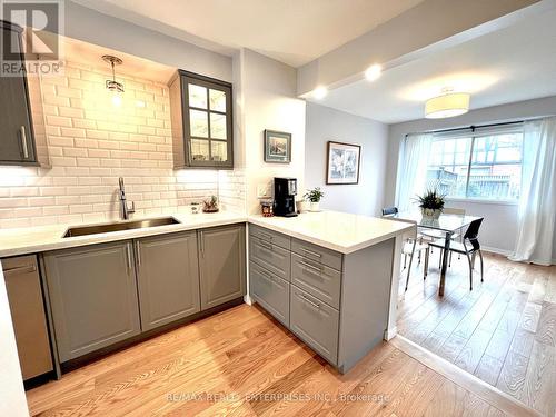#135 -3050 Orleans Rd, Mississauga, ON - Indoor Photo Showing Kitchen