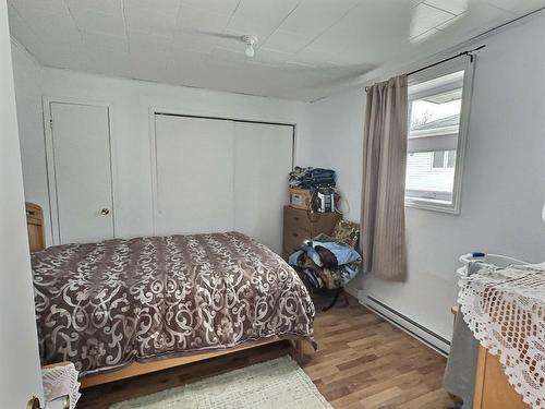 Chambre Ã Â coucher - 17  - 17B Rue Notre-Dame E., Lorrainville, QC - Indoor Photo Showing Bedroom