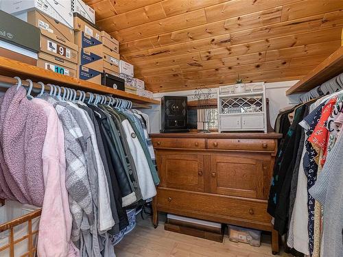 91 Bald Eagle Cres, Bowser, BC - Indoor With Storage