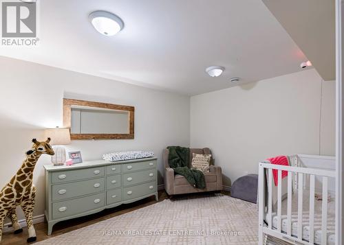 19 Kingsland Ave, Mulmur, ON - Indoor Photo Showing Bedroom