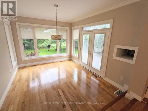 1602 Lincolnshire Boulevard, Mississauga, ON - Indoor Photo Showing Other Room