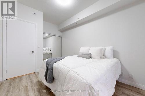 #103 -22 East Haven Dr, Toronto, ON - Indoor Photo Showing Bedroom