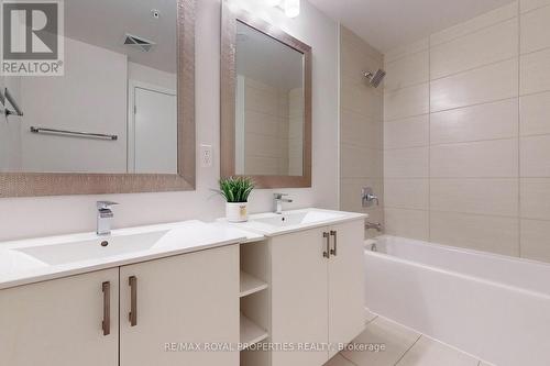 #103 -22 East Haven Dr, Toronto, ON - Indoor Photo Showing Bathroom