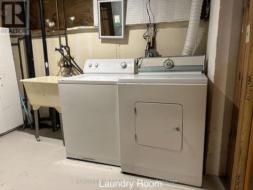 #60 -81 Hansen Rd N, Brampton, ON - Indoor Photo Showing Laundry Room