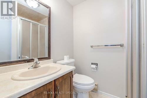 #6 -236 Kingswood Dr, Kitchener, ON - Indoor Photo Showing Bathroom