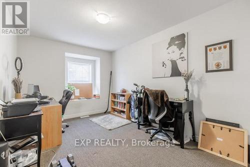 20 John Russell Lane W, Kitchener, ON - Indoor Photo Showing Office