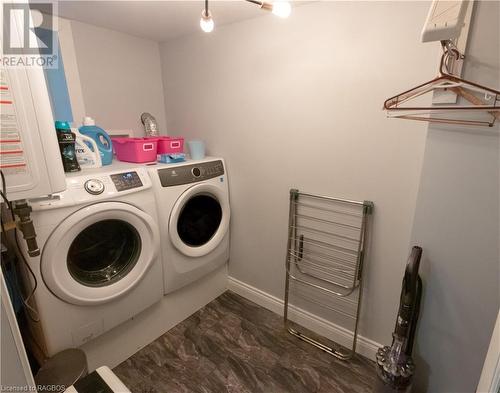 103 Fedy Drive, Sauble Beach North, ON - Indoor Photo Showing Laundry Room