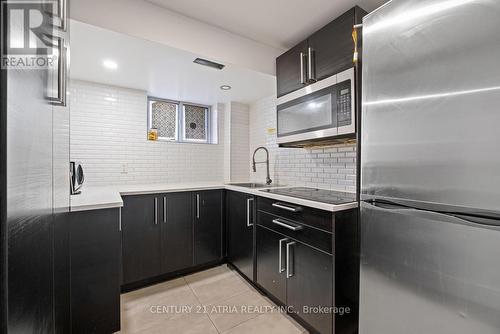 103 Allingham Gdns, Toronto, ON - Indoor Photo Showing Kitchen With Upgraded Kitchen