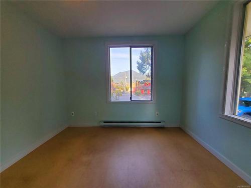 171 1St St, Tofino, BC - Indoor Photo Showing Other Room
